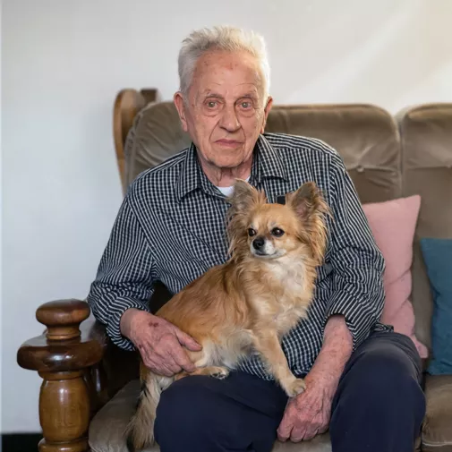 Castelyn Gerard met hond