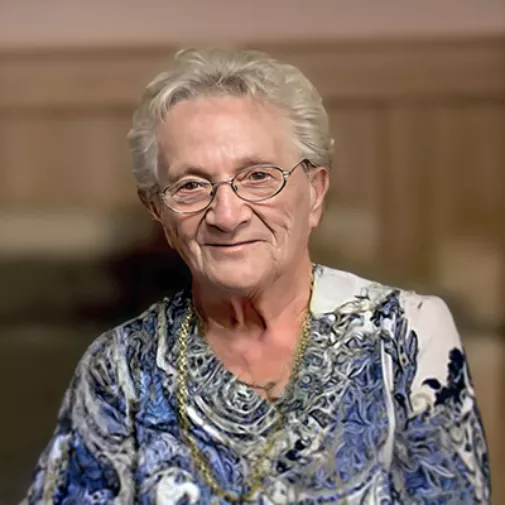 Lucienne Collyns